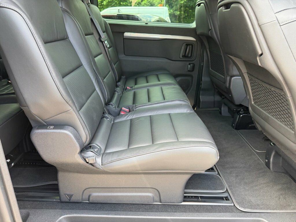 Peugeot e-Traveller Mpv Grey #48