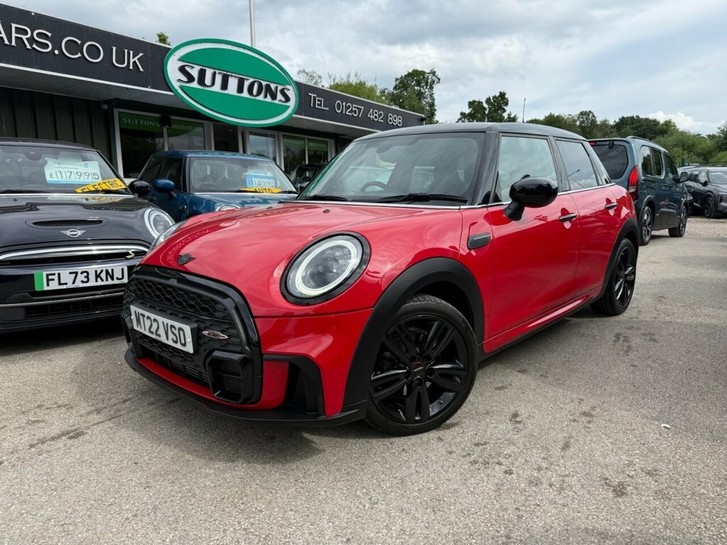 Mini Hatch 1.5L Cooper Sport MT22VSO Red