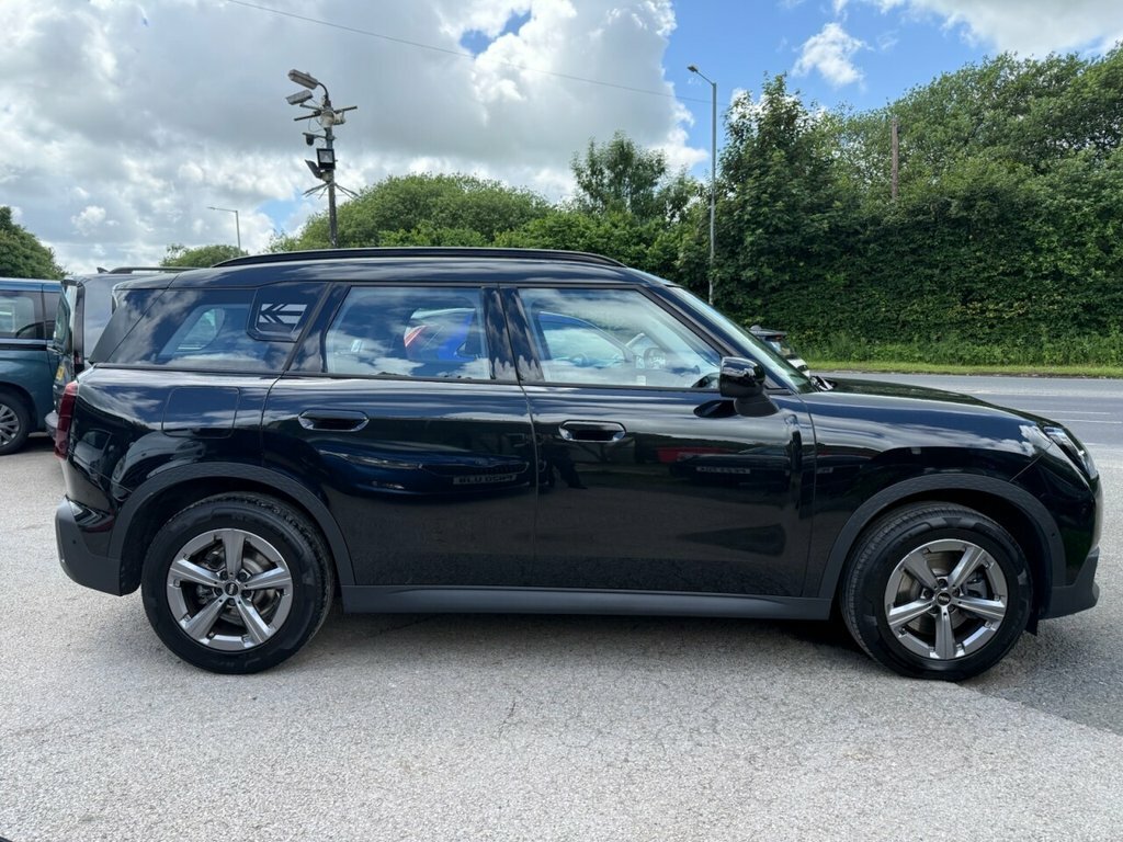 Mini Countryman 1.5L Classic Black #4