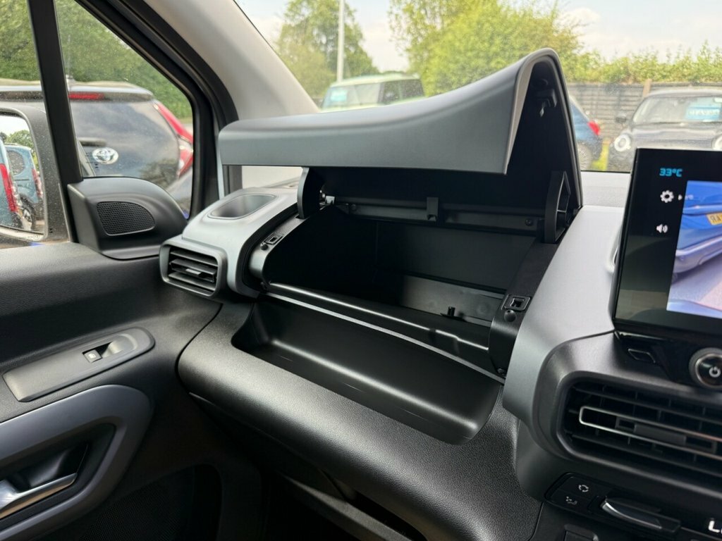 Citroen e-Berlingo 100Kw Max M 52Kwh Blue #8