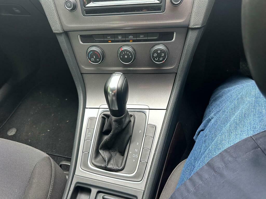 Volkswagen Golf  White #15