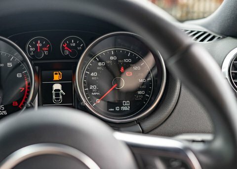 Audi TT Tfsi Sport 2-Door White #8