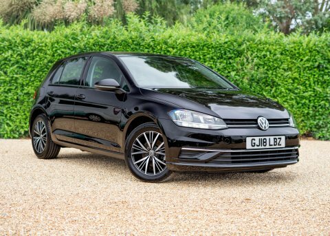 Volkswagen Golf 1.0 Golf Se Black