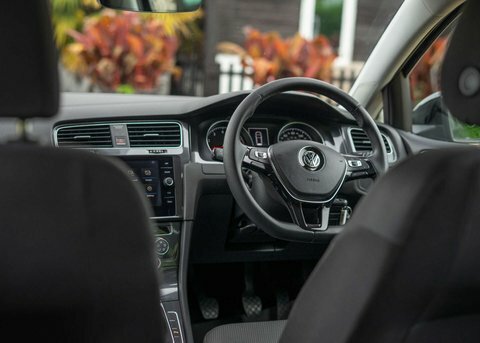 Volkswagen Golf 1.0 Golf Se GJ18LBZ Black #3