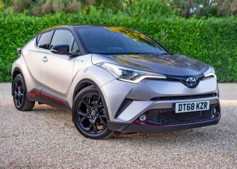 Toyota C-Hr Excel Black #1