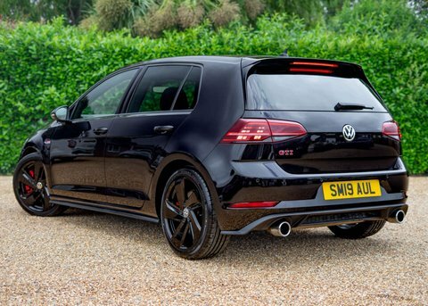 Volkswagen Golf 2.0 Golf Gti Black #4