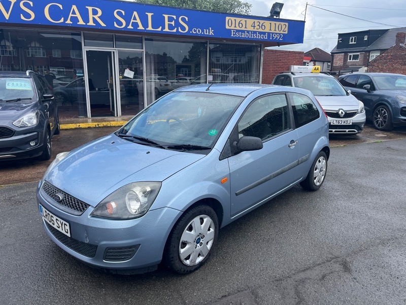 Ford Fiesta 1.25 Style Climate Hatchback Blue #2