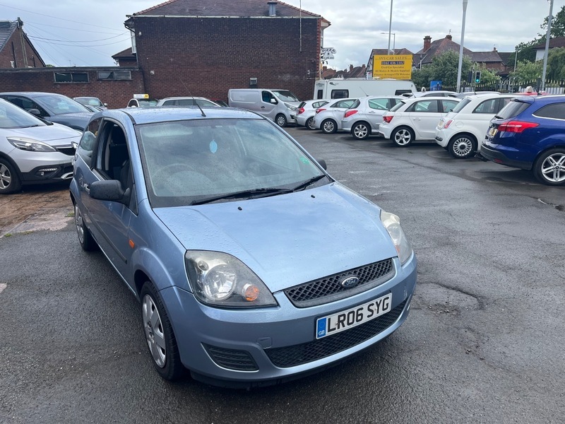 Ford Fiesta 1.25 Style Climate Hatchback Blue #3