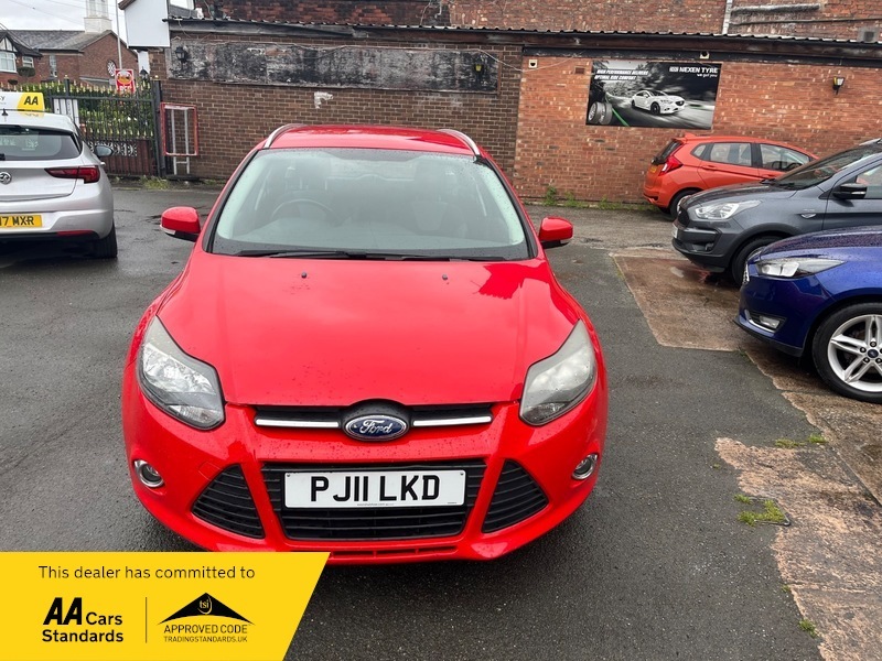 Ford Focus 1.6 Zetec Estate Red #3