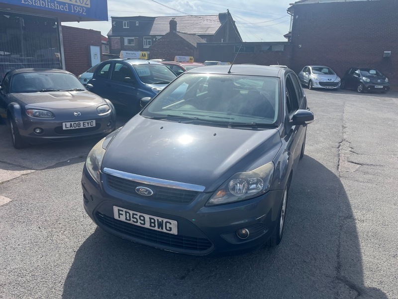Ford Focus 1.6 Tdci Dpf Zetec Grey #2