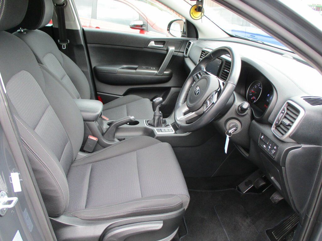 Kia Sportage 1.6 Gdi 2 Suv Euro 6 Ss 130 Grey #2