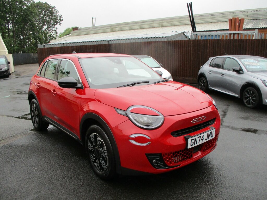 Fiat 600 1.2 Mhev Suv Hybrid E-dct Euro 6 Ss Red