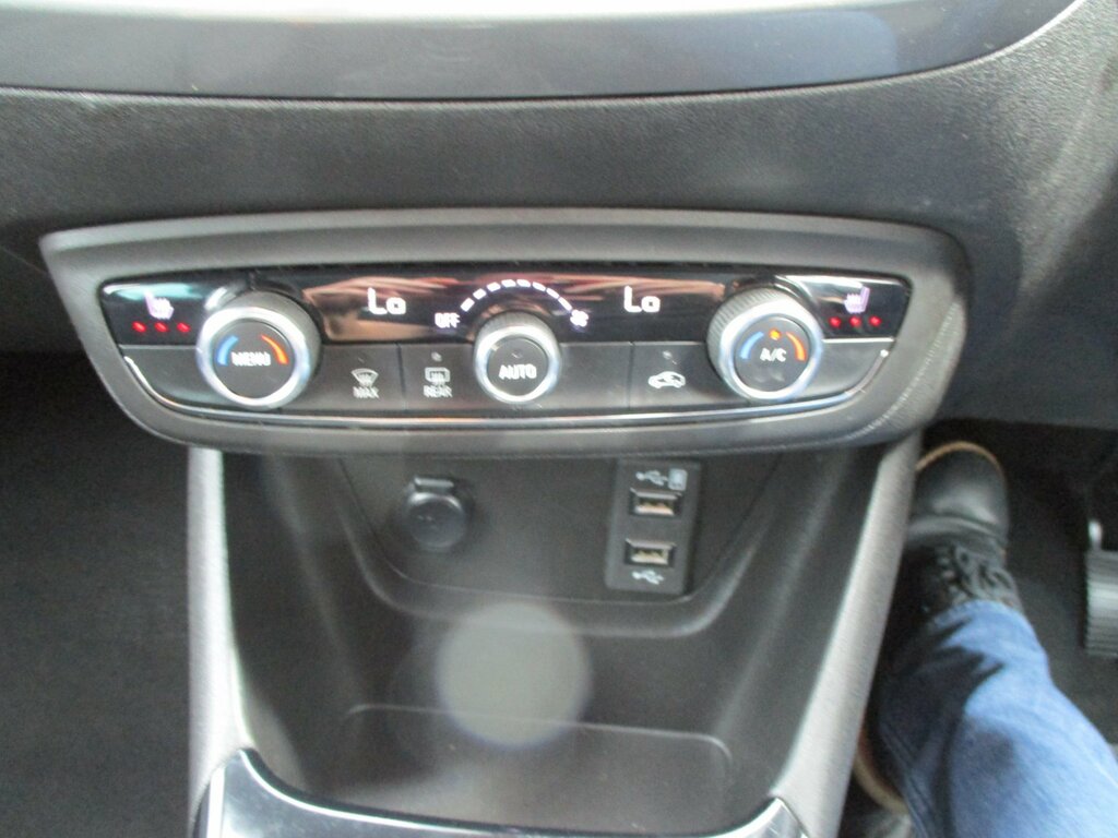 Vauxhall Crossland Elite Nav 1.2 Grey #30