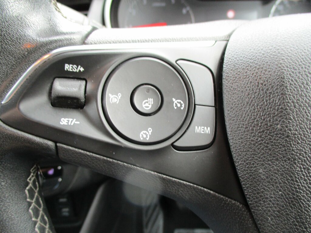Vauxhall Crossland Elite Nav 1.2 Grey #28