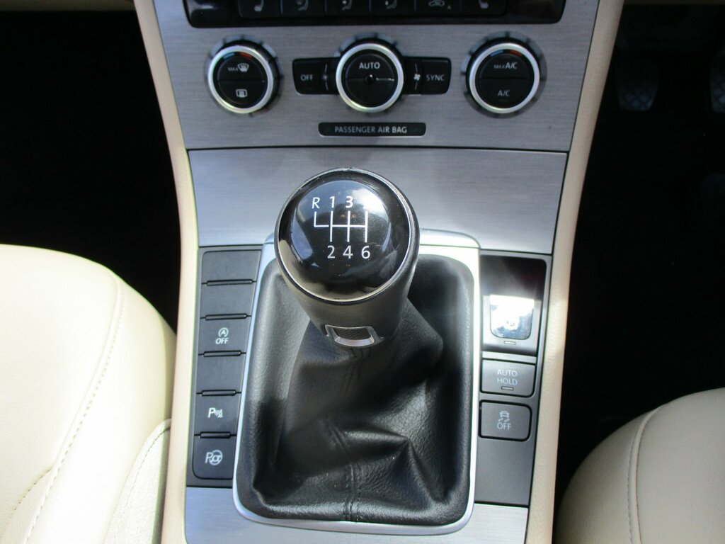 Volkswagen Passat 2.0 Tdi Bluemotion Tech R-line Silver #21