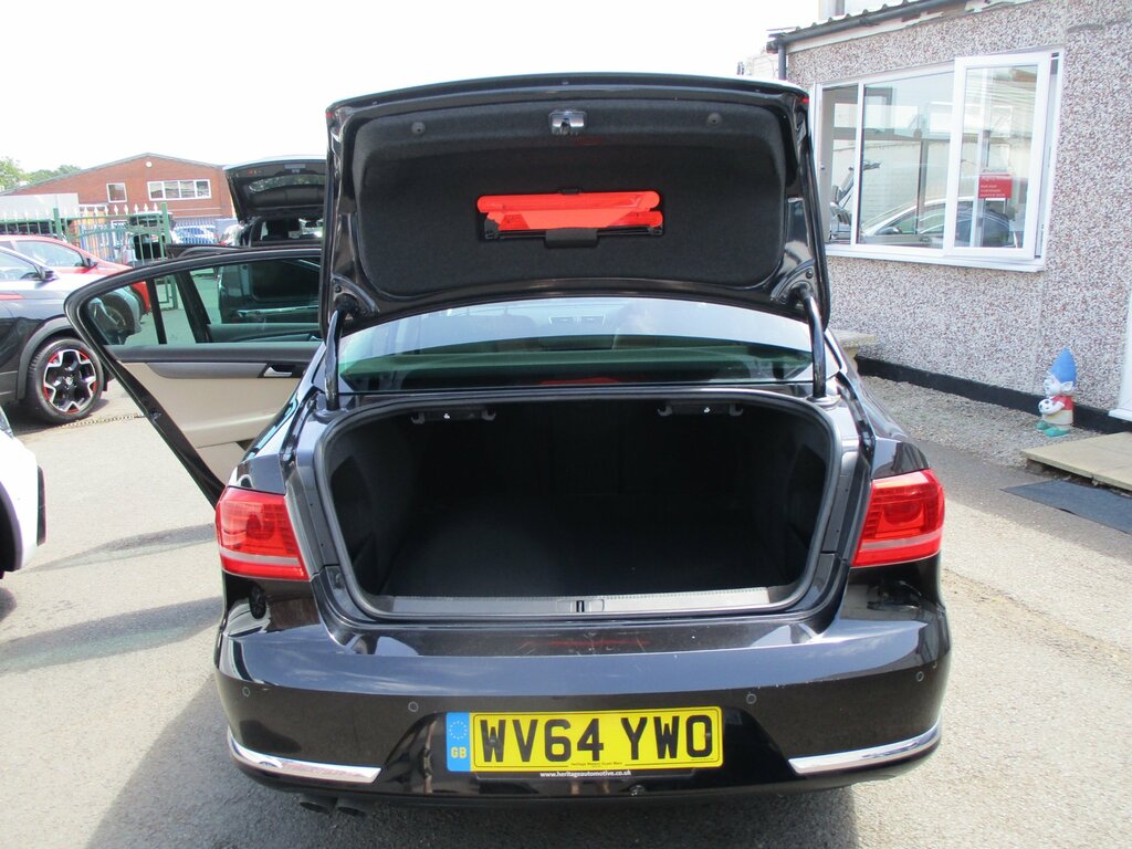 Volkswagen Passat 2.0 Tdi Bluemotion Tech R-line Silver #18
