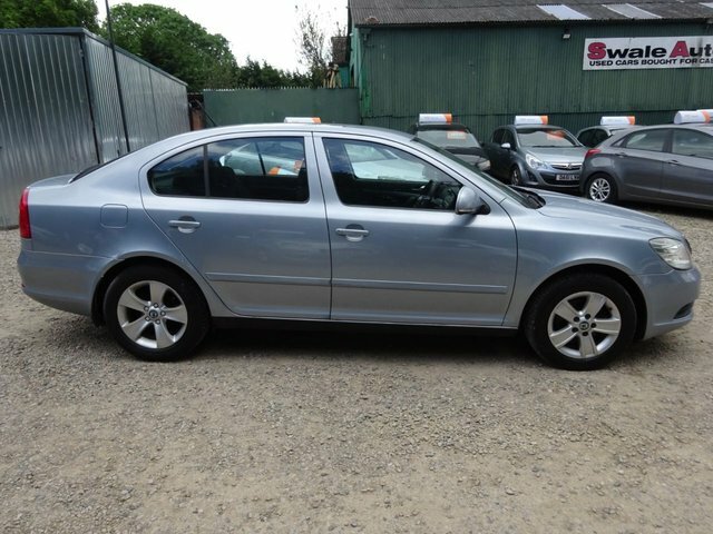 Skoda Octavia 1.6 Mpi Se Hatchback Blue #2