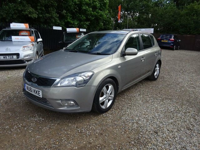 Kia Ceed 1.6 Crdi Ecodynamics 2 Silver #5