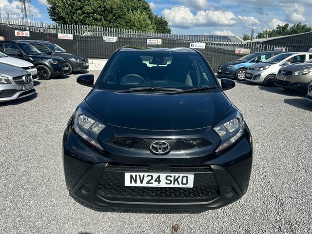 Toyota Aygo X 1.0 Vvt-i Pure Hatchback NV24SKO Black #3