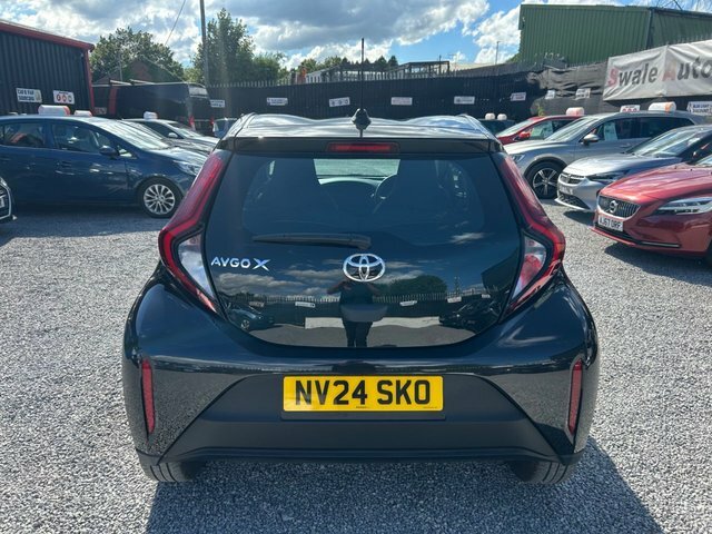 Toyota Aygo X 1.0 Vvt-i Pure Hatchback NV24SKO Black #4