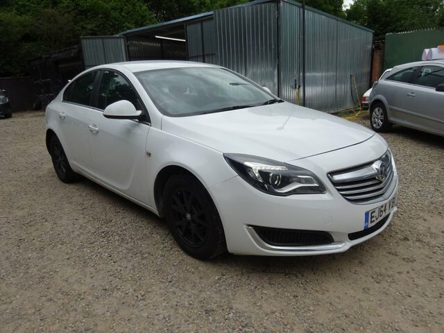Vauxhall Insignia 2.0 Cdti Ecoflex Design EJ64VBO White #3