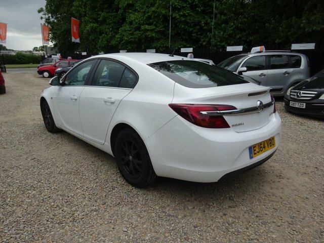 Vauxhall Insignia 2.0 Cdti Ecoflex Design EJ64VBO White #6