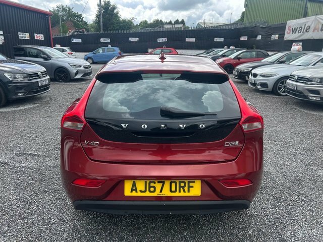 Volvo V40 2.0 D2 Inscription Hatchback Red #4