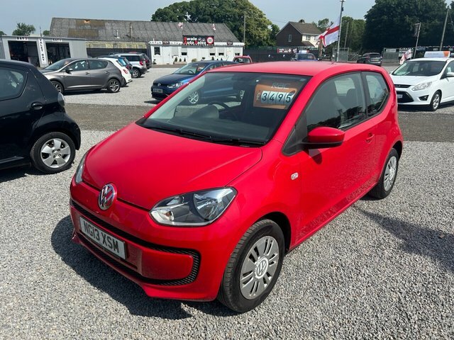 Volkswagen Up 1.0 Move Up Hatchback Red