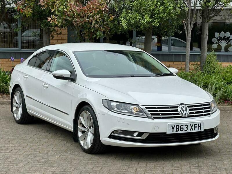 Volkswagen CC 2.0 Tdi Bluemotion Tech YB63XFH White