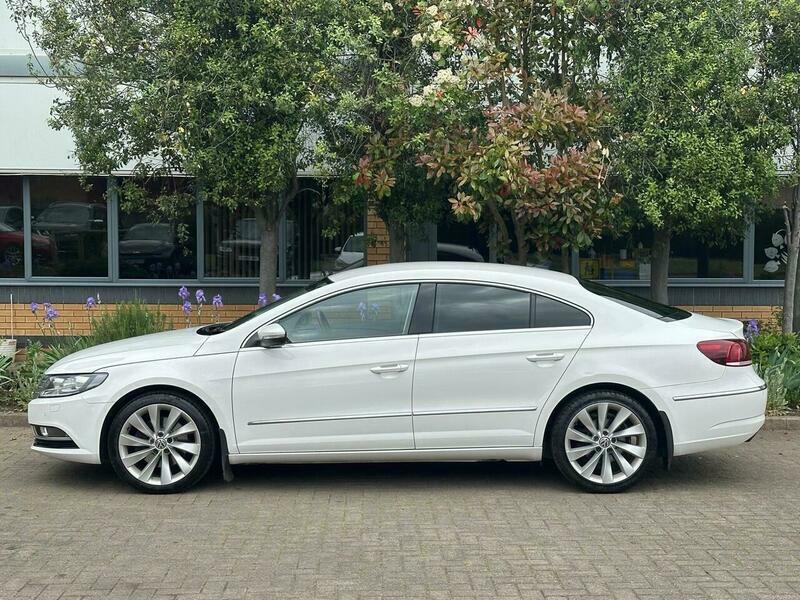 Volkswagen CC 2.0 Tdi Bluemotion Tech YB63XFH White #2