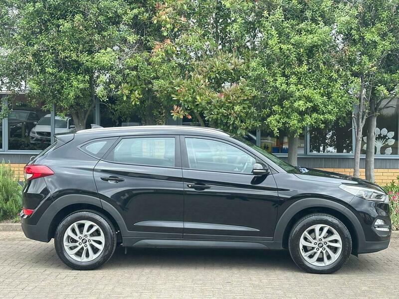 Hyundai Tucson 1.6 Gdi Blue Drive FD18XFZ Black #3