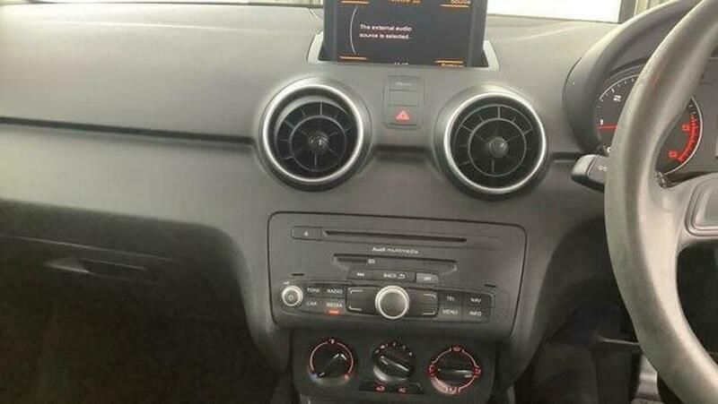 Audi A1 Tdi Sport White #9