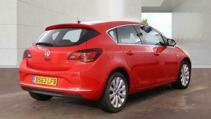 Vauxhall Astra 1.6 16V Se Euro Red #4