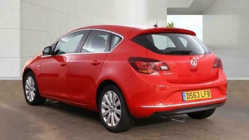 Vauxhall Astra 1.6 16V Se Euro Red #3