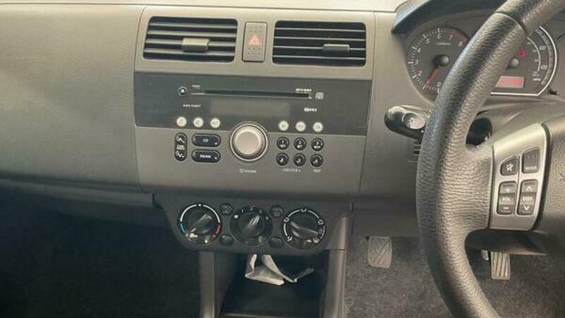 Suzuki Swift 1.3 Sz2 One Ownergreat History White #12