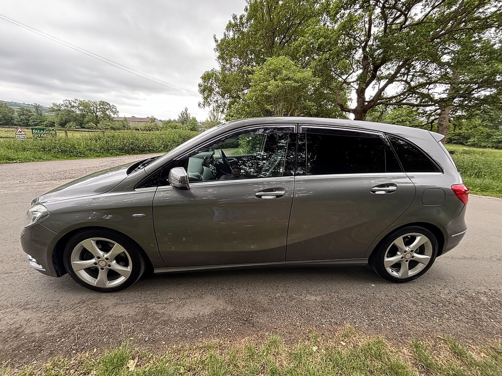 Mercedes-Benz B Class B180 Blueefficiency Sport U556601 Grey #4