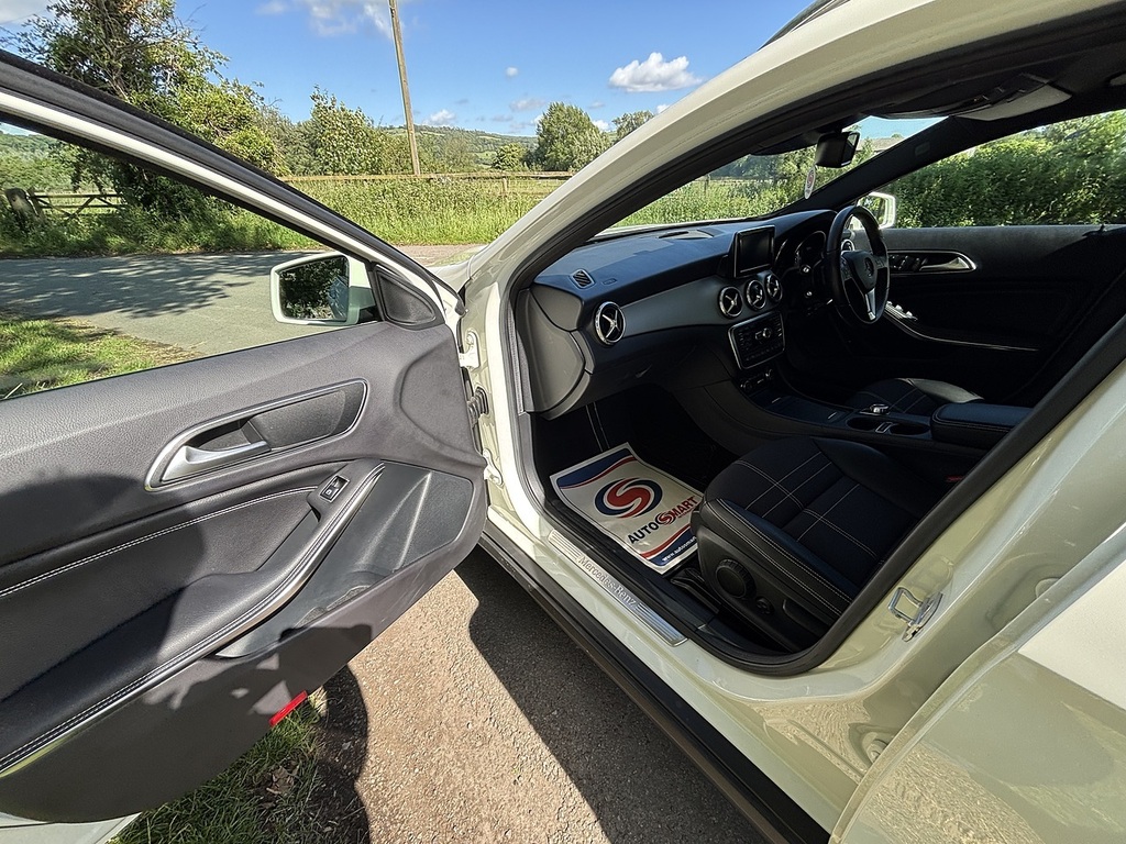Mercedes-Benz GLA Class  Black #22
