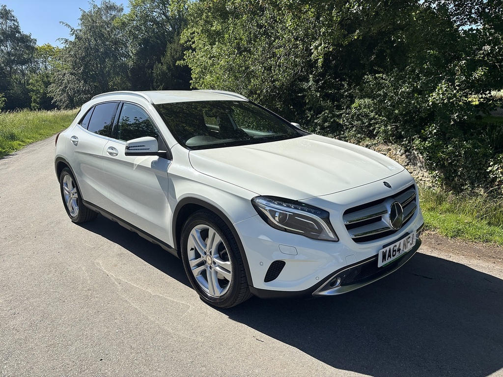Mercedes-Benz GLA Class Gla 250 4Matic Sport U556615 White #2