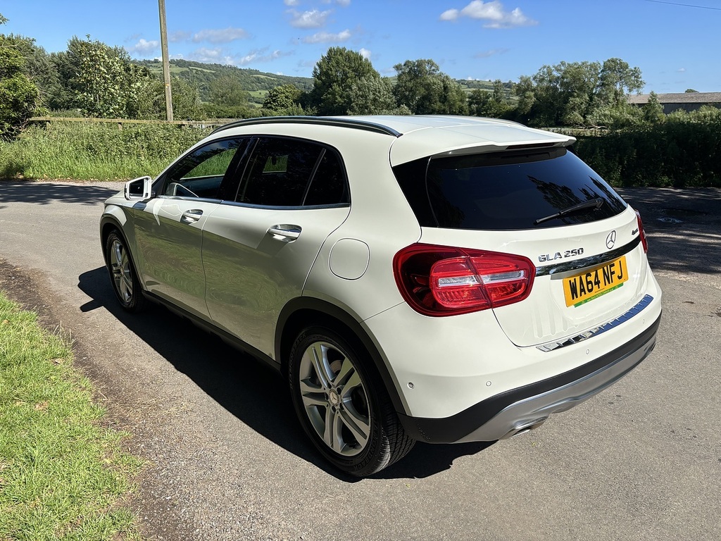 Mercedes-Benz GLA Class  Black #7