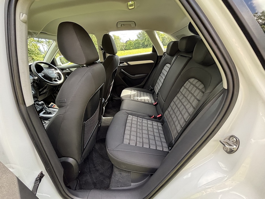 Audi Q3 Se Tdi Black #23