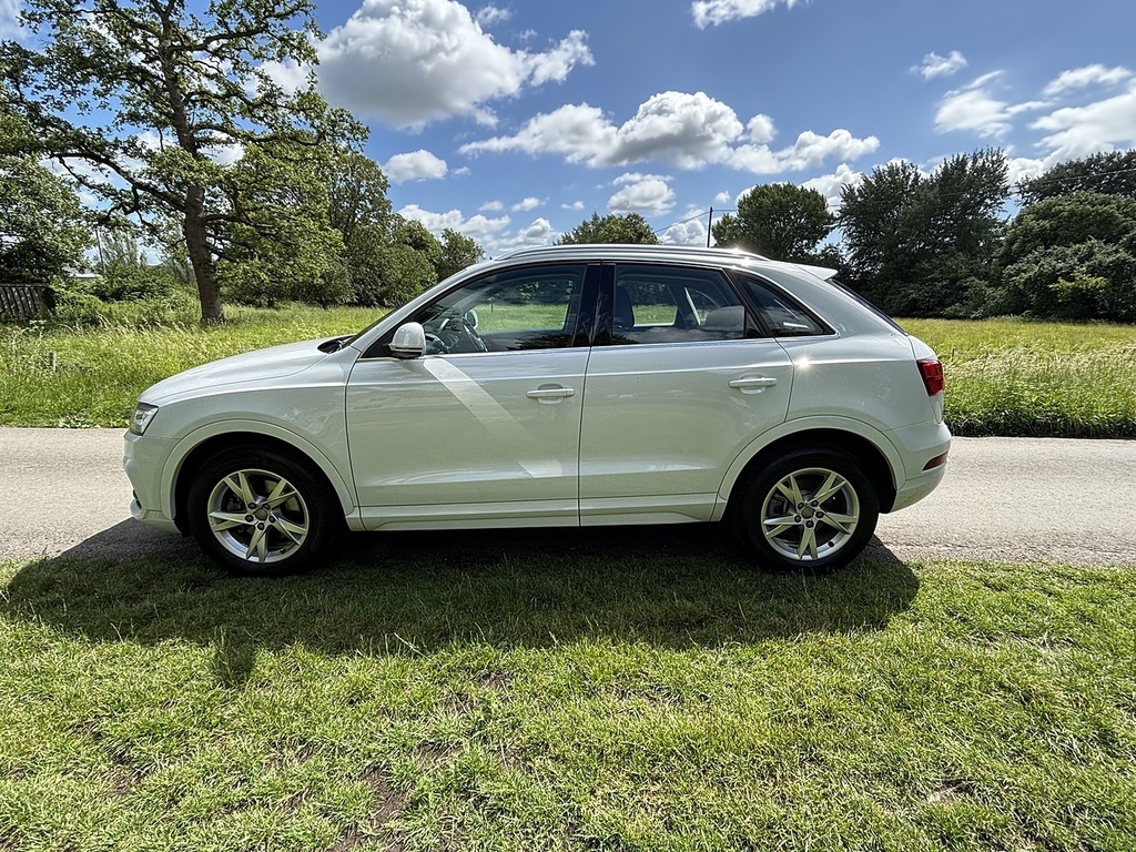 Audi Q3 Tfsi Quattro Se U556531 White #3