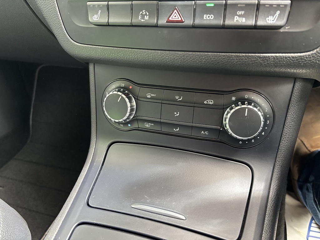 Mercedes-Benz B Class Hatchback Mpv 2011 - 2015 201414 Black #26