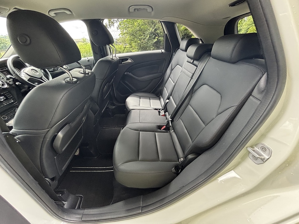 Mercedes-Benz B Class Hatchback Mpv 2011 - 2015 201414 Black #21