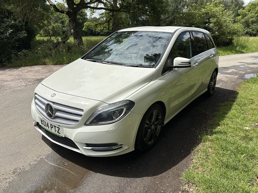 Mercedes-Benz B Class B180 Blueefficiency Sport U556602 White #3