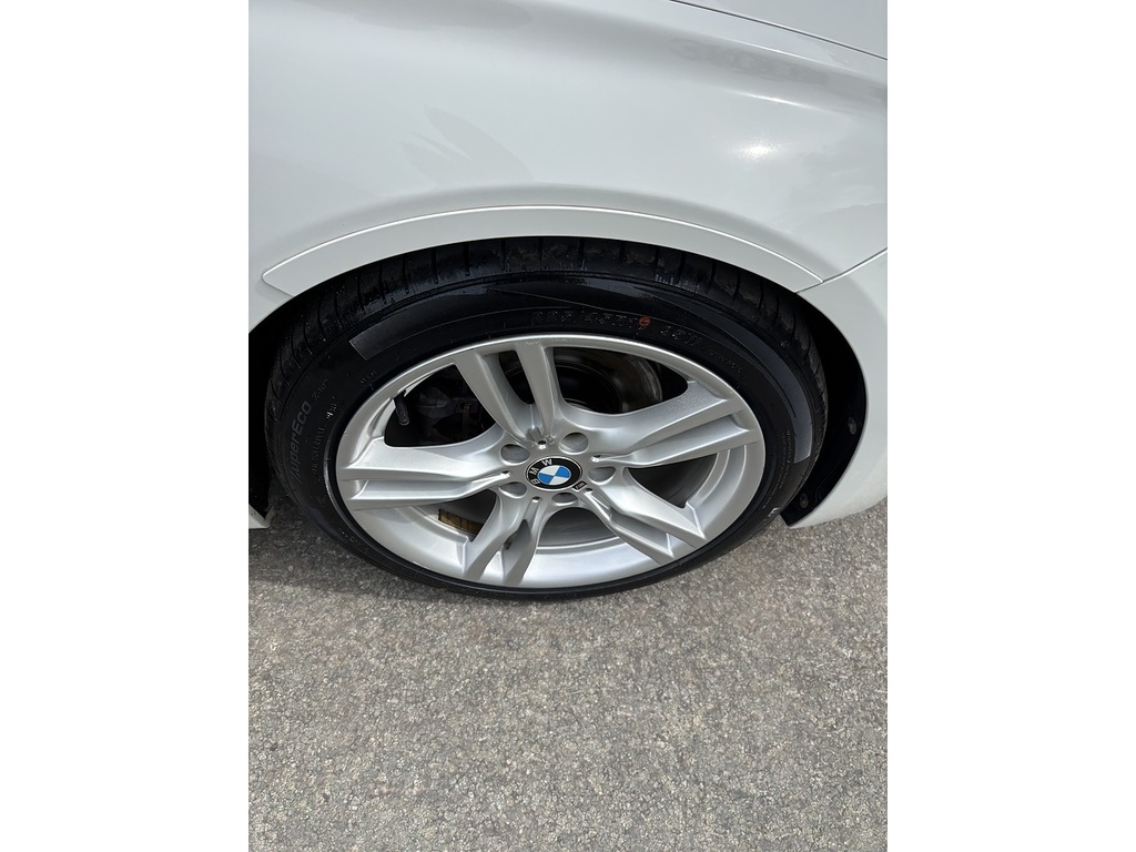 BMW 3 Series Sport White #8
