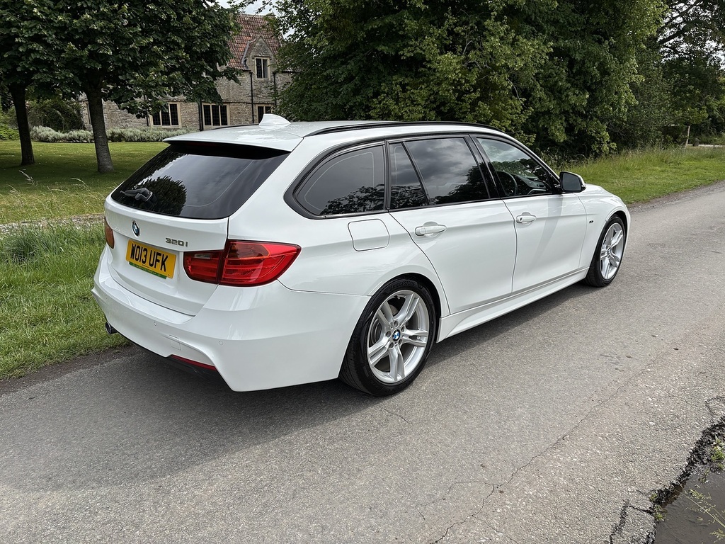 BMW 3 Series Sport White #6