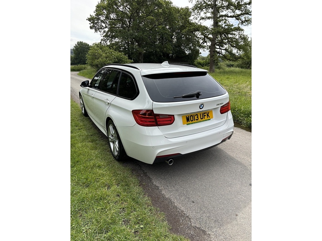 BMW 3 Series Sport White #12