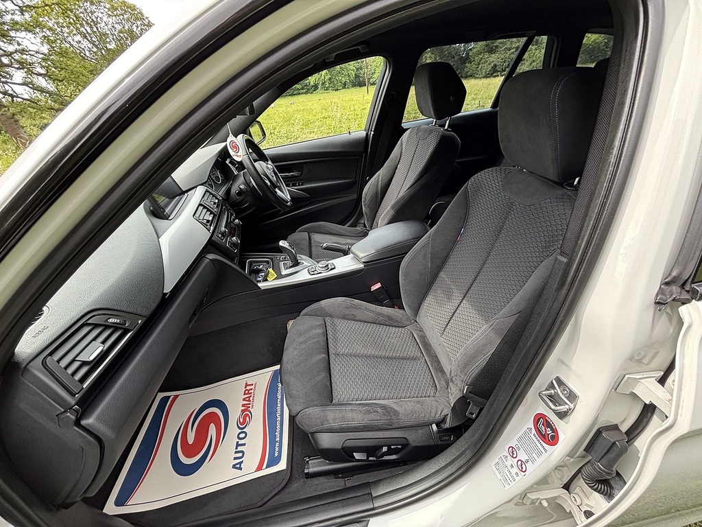 BMW 3 Series Sport White #19