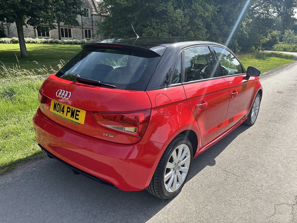 Audi A1 Sportback Tfsi Sport U556618 Red #6
