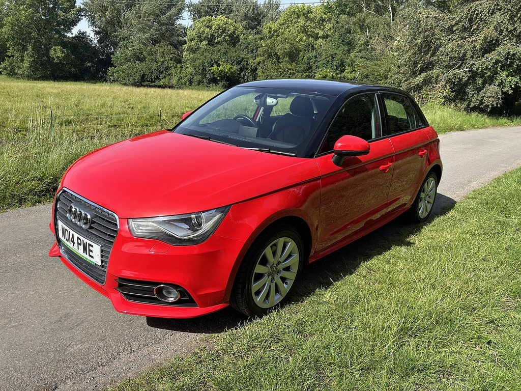 Audi A1 Sportback Tfsi Sport U556618 Red #3